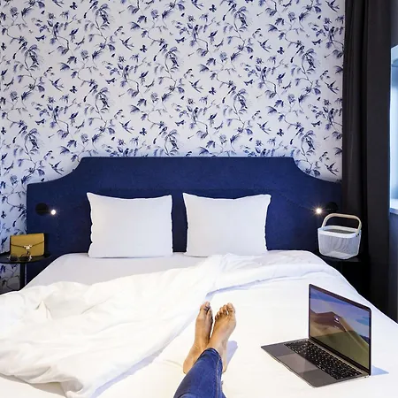 Ibis Styles Amsterdam Airport-3